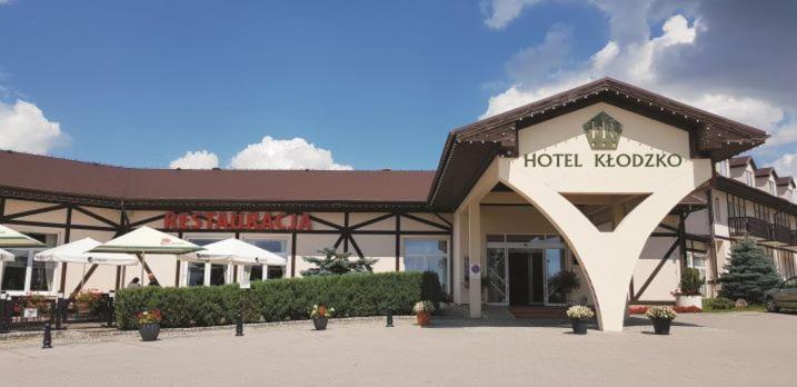 Hotel Metro Kłodzko Eksteriør billede